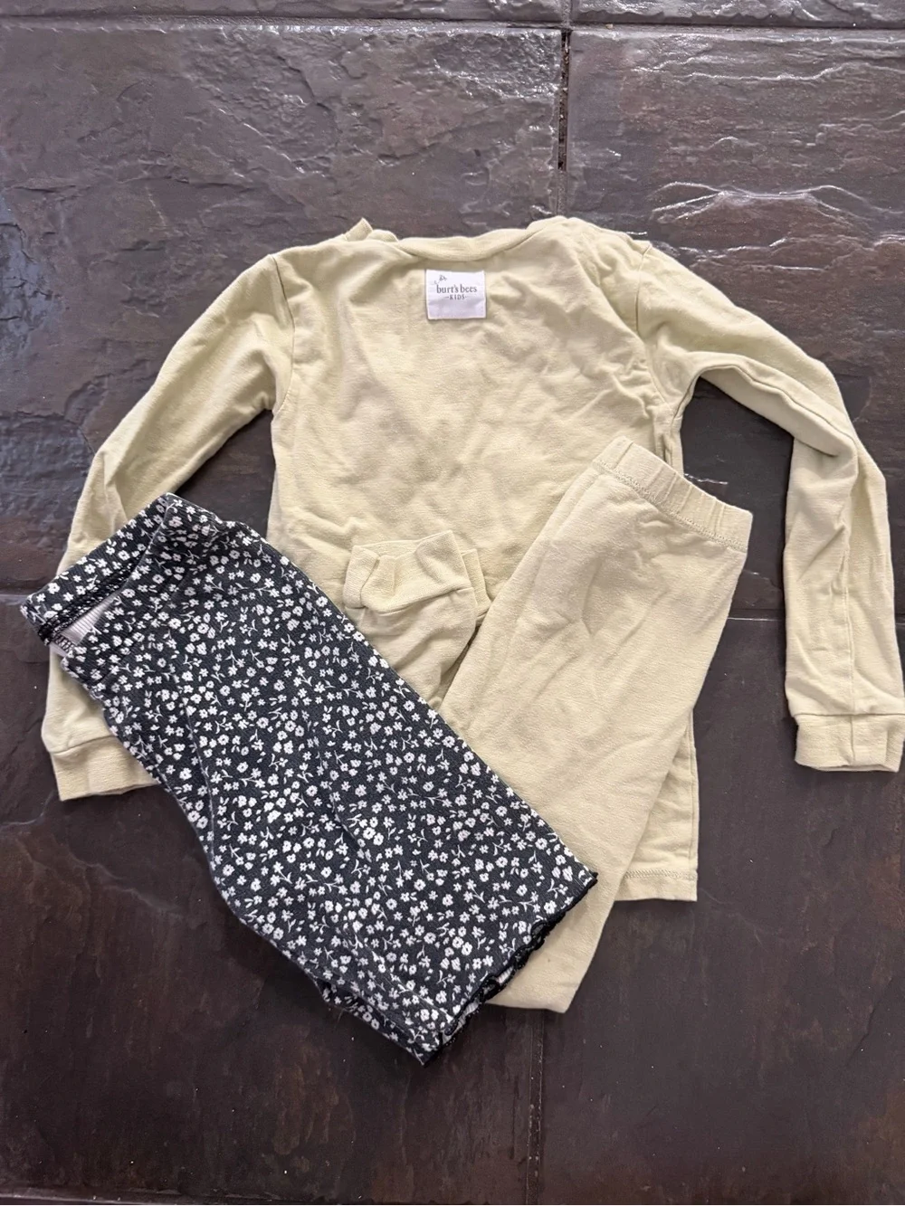 Burt's Bees Baby & Cat & Jack Girls Lounge Set Bundle Size 4T